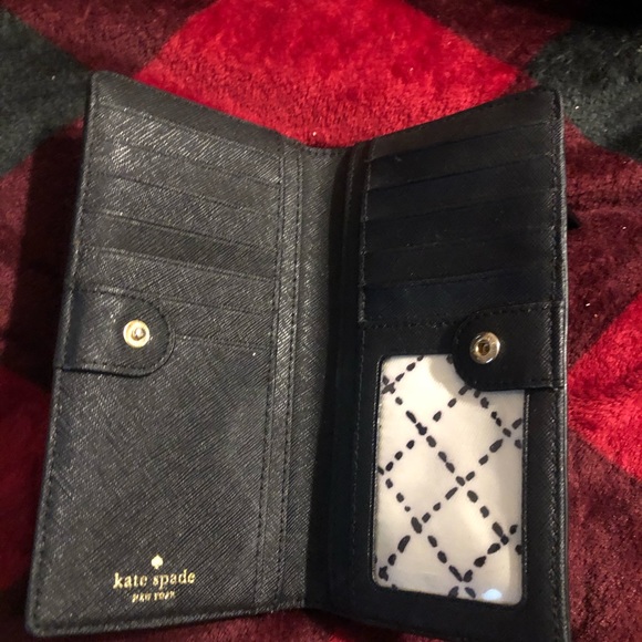 Kate spade wallet - Picture 2 of 3